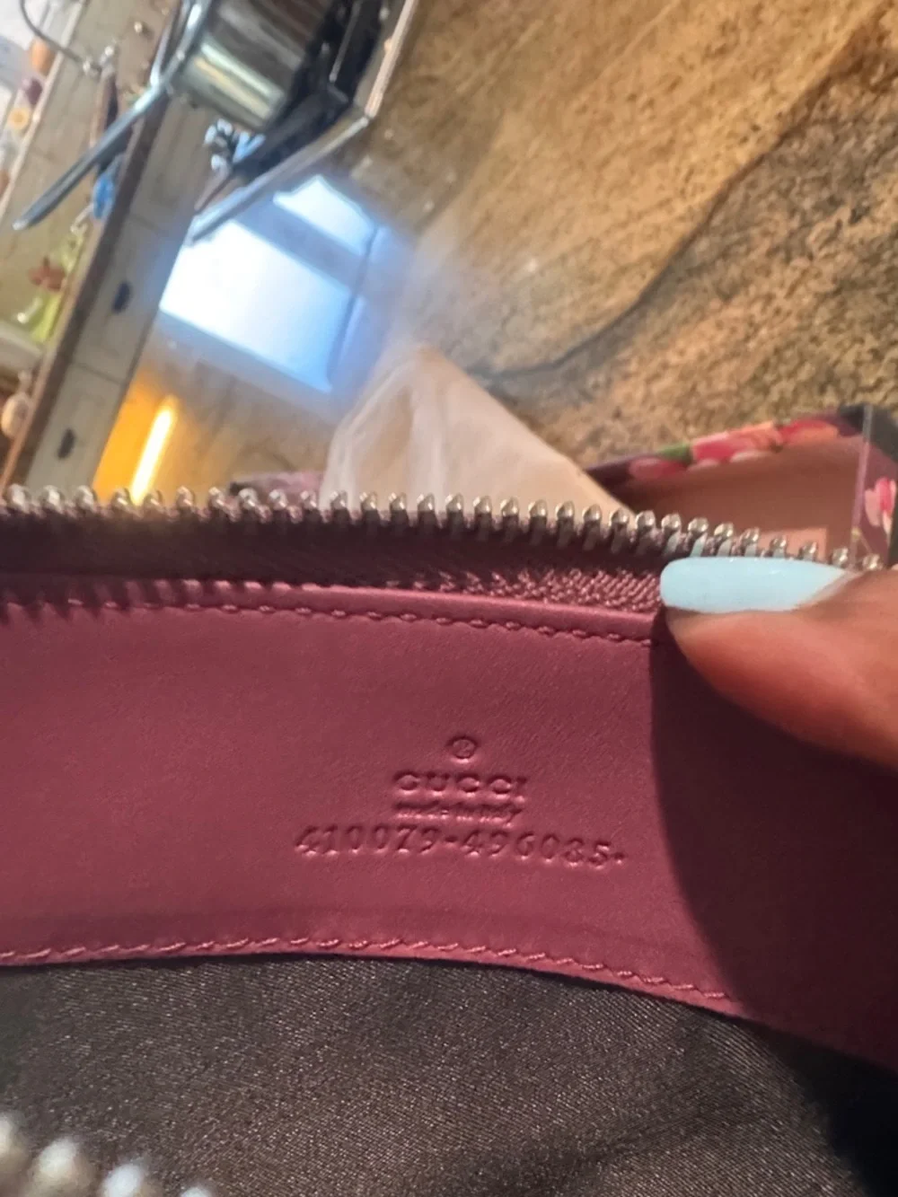 AUTHENTIC Gucci Supreme monogram floral pink flat zip pouch - Picture 9 of 14